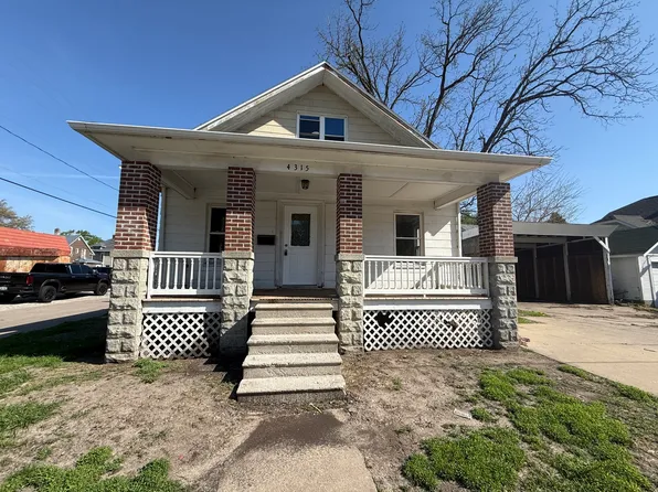 4315 4th Ave, Moline, IL 61265