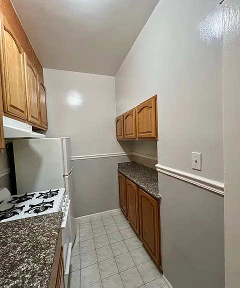 1010 Hyde St., — Photo 6