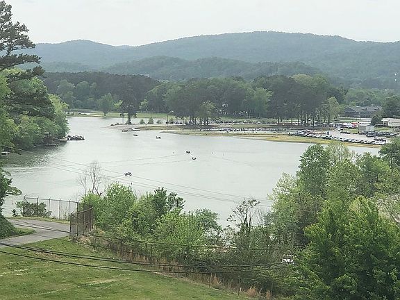 4th image of 249 Double South Rd