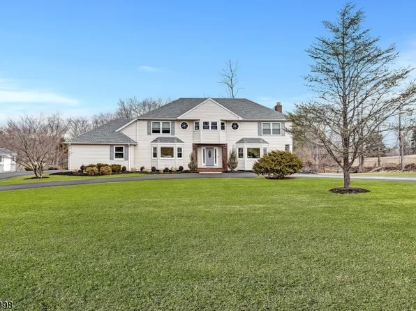 518 Horizon Way, Branchburg Twp., NJ 08853