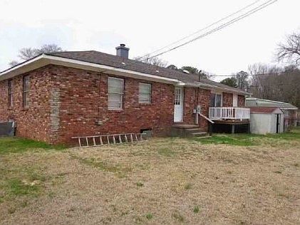 5th image of 100 Dale Ln