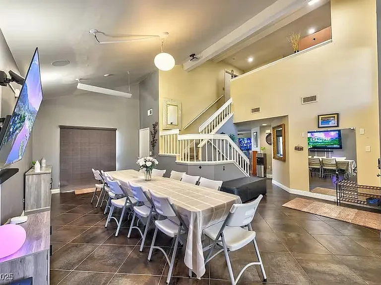 4823 Illustrious St — Photo 9