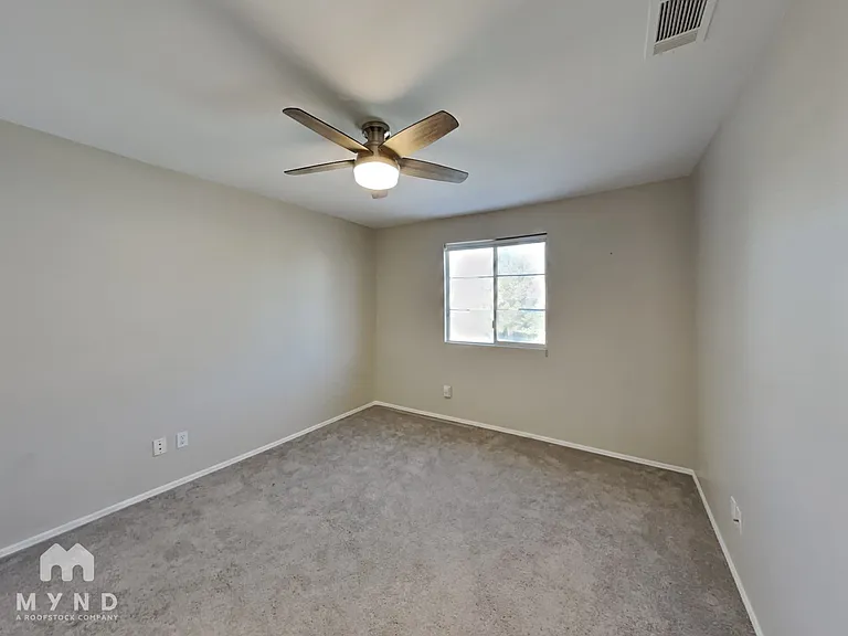 1616 Scenic Peak — Photo 16