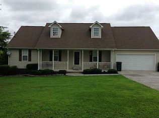 566 Owens Chapel Rd, Calhoun, GA 30701