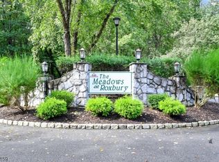 98 Woods Edge Dr #98, Succasunna, NJ 07876