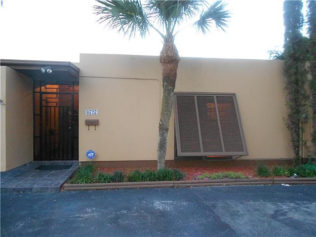 1st image of 6727 Kingsmoor Way