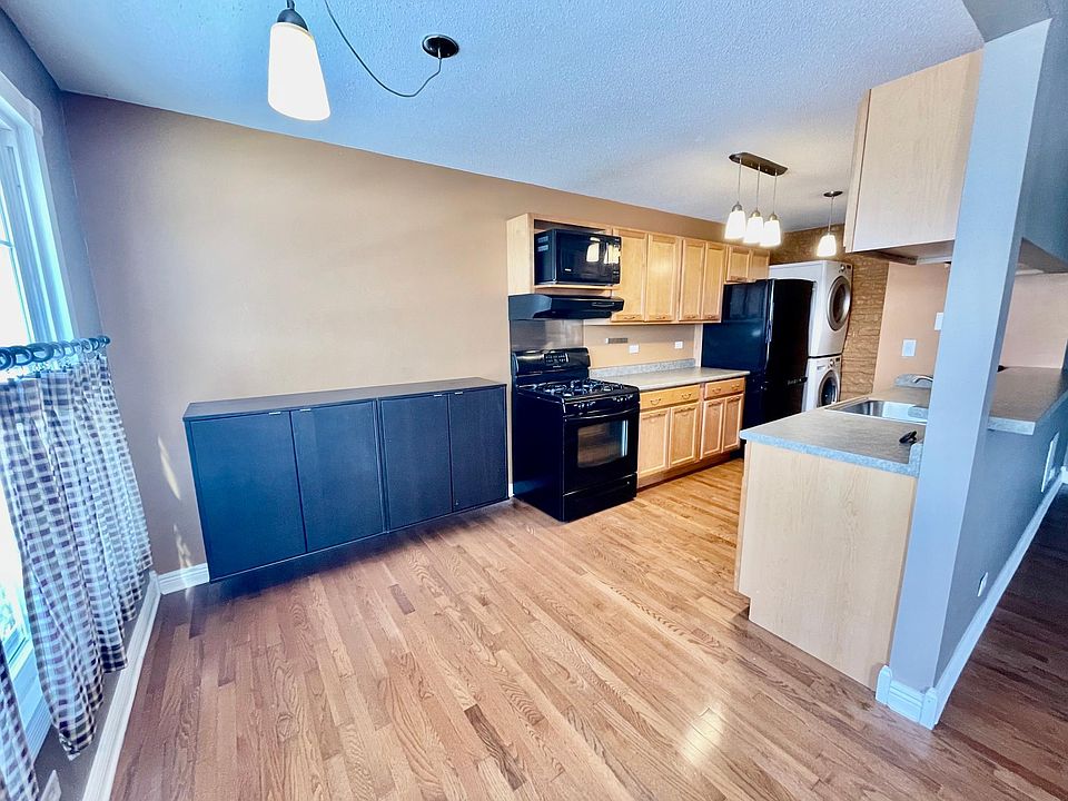 1st image of 1261 Prairie Ave Unit C