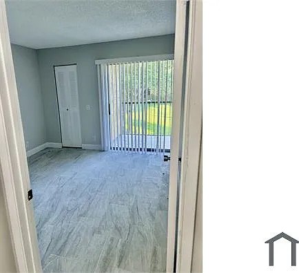 1014 Meadows Cir #1014 — Photo 8