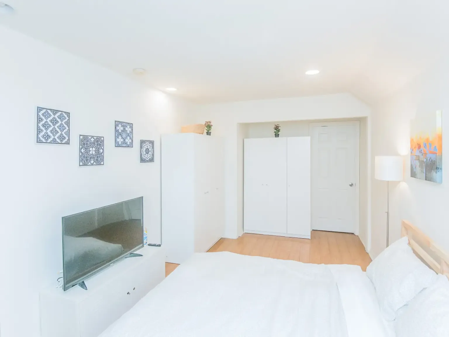 3 bed, 118 sqft, $1,400 — Photo 3