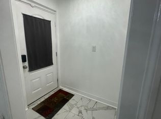 54-56 Ward Pl #1, Hartford, CT 06106