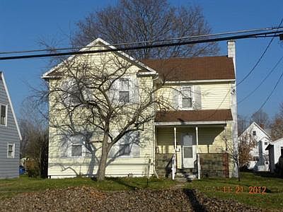 2nd image of 402 E McCanns Blvd