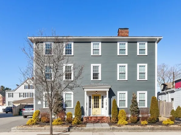 98 Bridge St #4, Salem, MA 01970