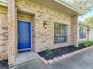 2714 Glenwood Ct, Carrollton, TX 75006