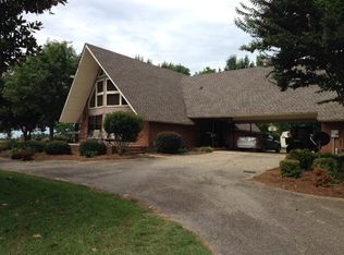 397 Davis Rd, Norman Park, GA 31771