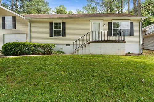 2822 Airwood Dr Photo 1