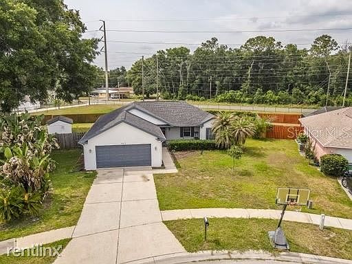 2nd image of 6917R Oakcrest Way