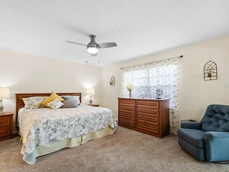 1415 Langley Dr — Photo 22