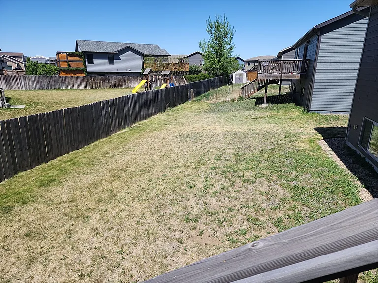 557 Mace Dr — Photo 24