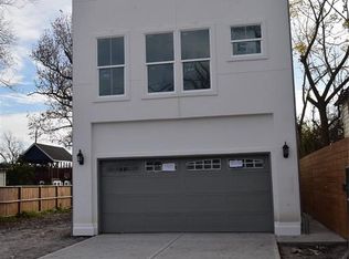 120 32nd St #A, Houston, TX 77018