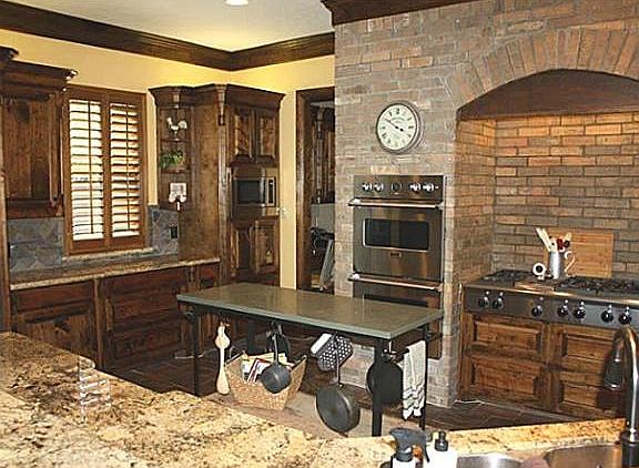 5th image of 3122 Vista Heights Ln
