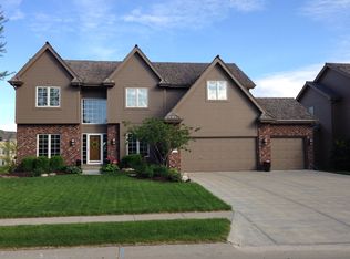 2363 S 183rd Cir, Omaha, NE 68130