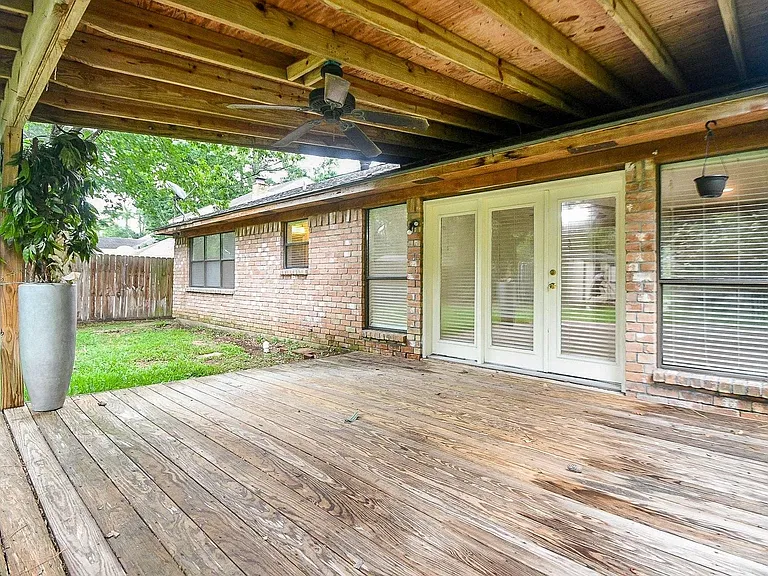 6702 Spring Leaf Dr — Photo 48