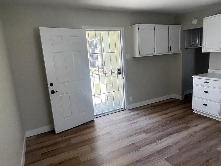 9702 Redfern Ave — Photo 3