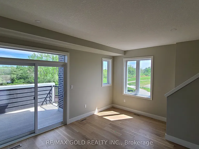 177 Edgevalley Rd #152 — Photo 12