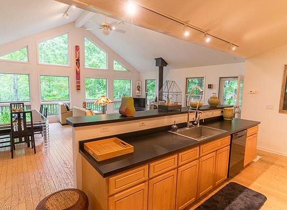5th image of 457 Crystal Tree Dr #11