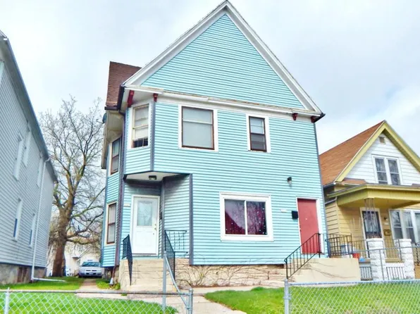 3027 N Holton St, Milwaukee, WI 53212