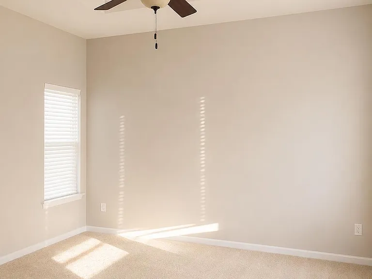 352 Martha Dr — Photo 15