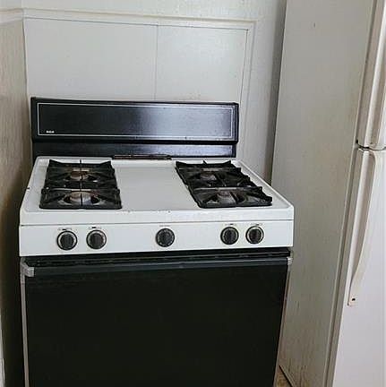 5th image of 809 Whitehead Ave