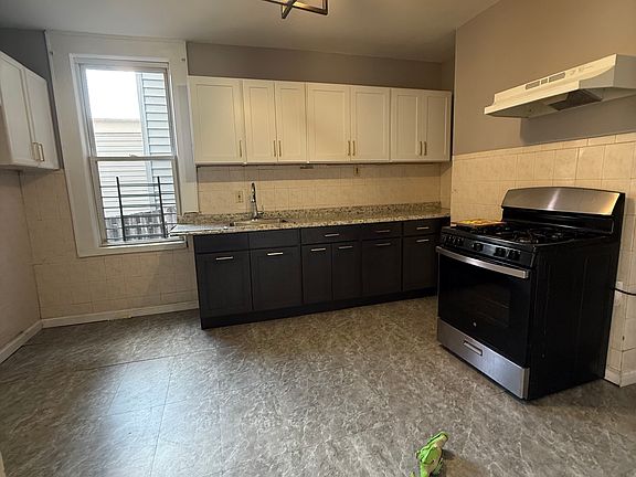2nd image of 61 N 11th St #1L