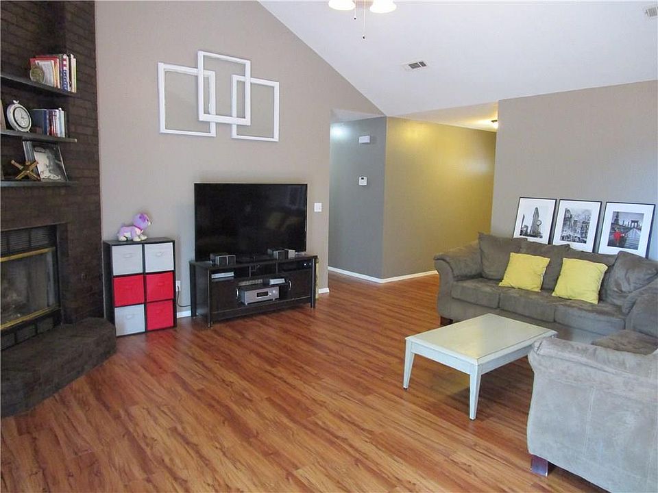 1st image of 4019 W Lookout Cir