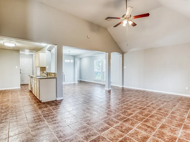 8238 Fuqua Gardens Dr — Photo 6