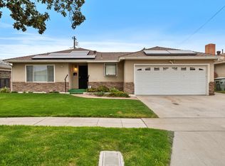 2242 W Simpson Ave, Fresno, CA 93705