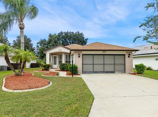 5535 Sir Churchill Dr, Leesburg, FL 34748