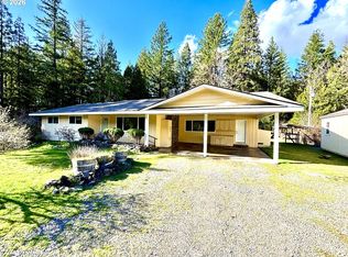 55433 McKenzie Hwy, Blue River, OR