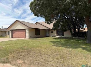 2302 W Bullock Ave, Artesia, NM 88210