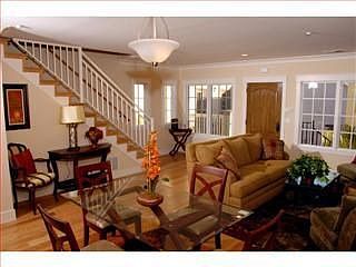 5th image of 1705 Palm Ave APT 15