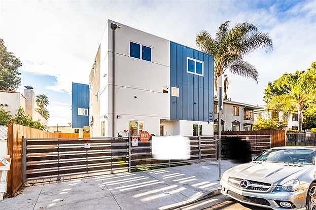 1st image of 1307 N Orange Dr #1307