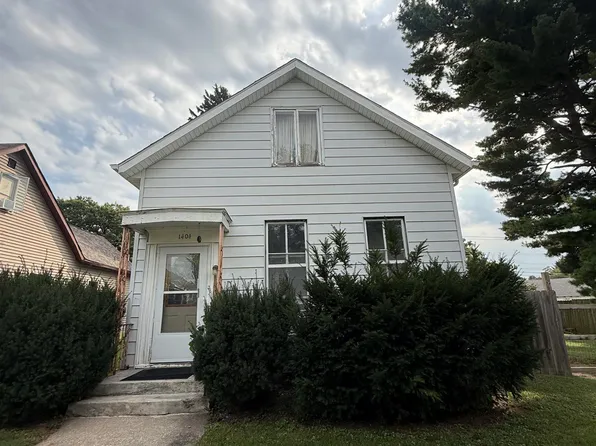 1404 S 10th St, Burlington, IA 52601