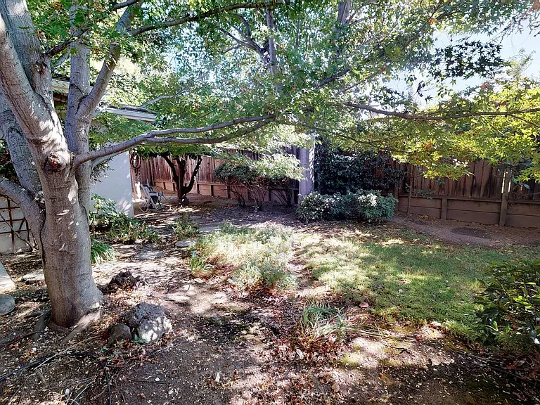 1233 Levin Ave — Photo 19