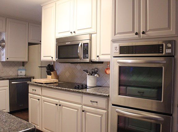 5th image of 2505 Camarie Ave