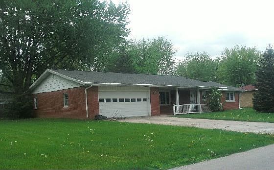 1st image of 1701 W Quilling Dr