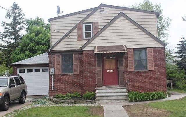 1st image of 18-18 Ellis Ave #1X