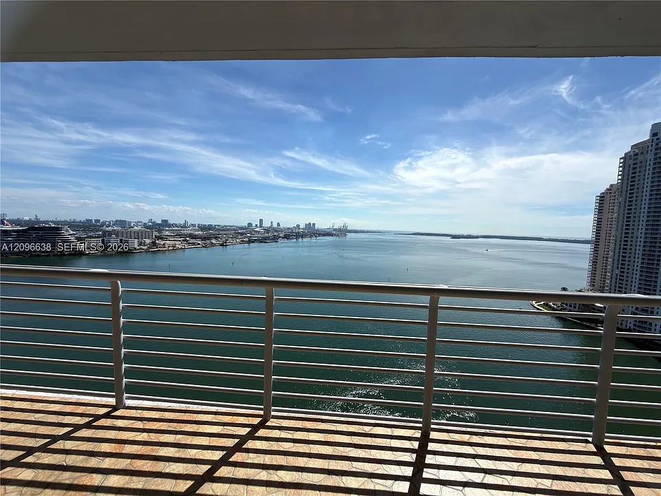 335 S Biscayne Blvd #2509
