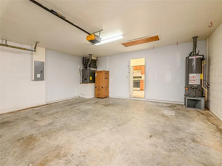 1407 Wakefield Dr — Photo 35