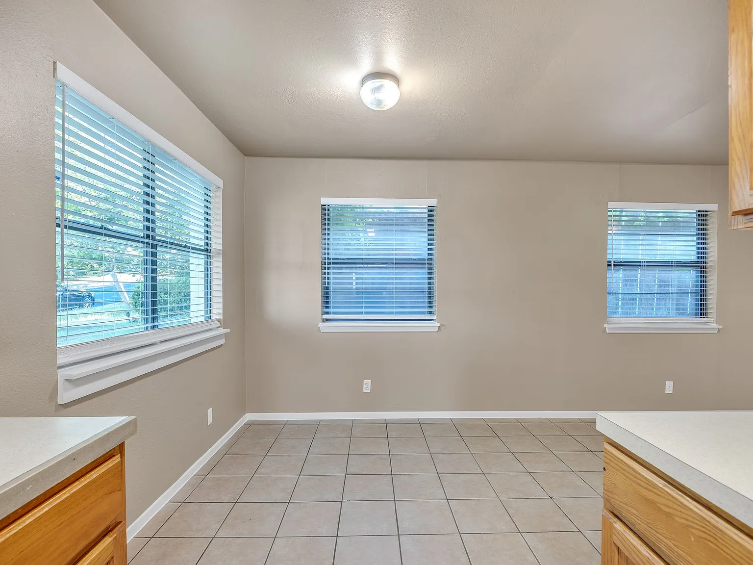5725 Alsace Trail - 1 — Photo 4