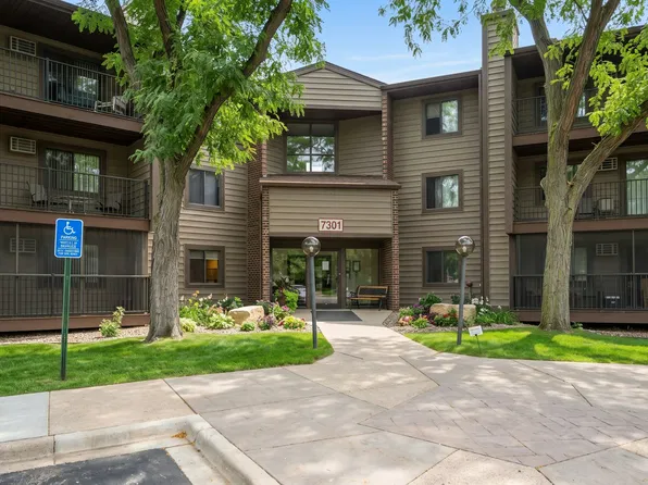 7301 W 101st St, Minneapolis, MN